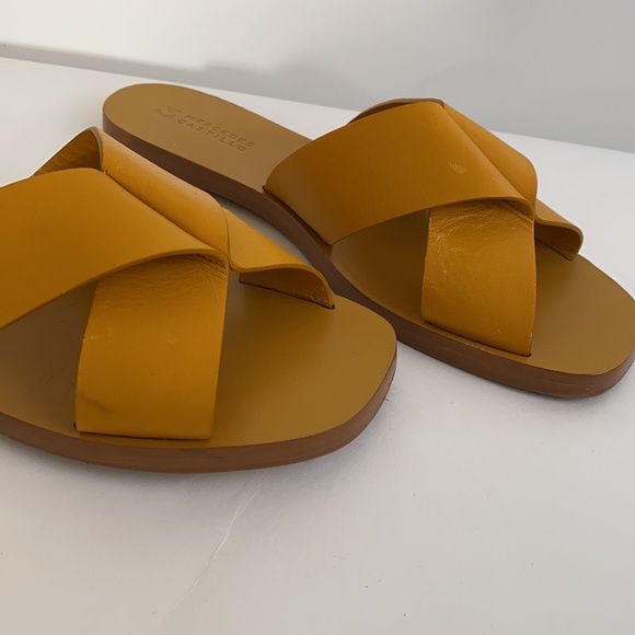 Mercedes Castillo Amelea flat sandal in Mustard - Picture 4 of 9